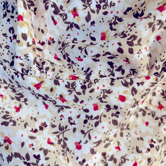 🍒FREE!!!🍒 with any Purchase :) Message me & I’ll add it to your package! - Picture 3 of 4